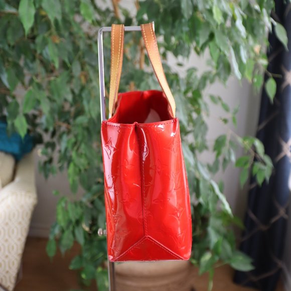 Louis Vuitton Red Patent Reade PM Small Tote - Picture 6 of 16